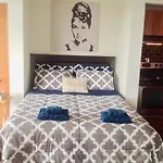 Beautiful Apartment - Gorgeous View Of The City - 7 Minute Walk To Metro - Self Check In