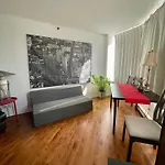 Beautiful Apartment - Gorgeous View Of The City - 7 Minute Walk To Metro - Self Check In